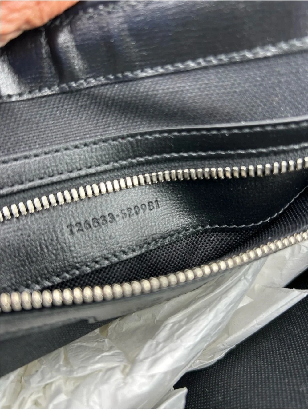 Gucci classic messenger